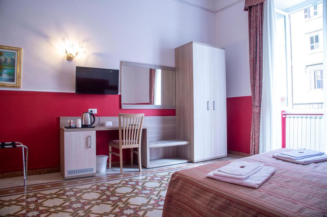 Domus Napoleone Hotel โรม ภายนอก รูปภาพ