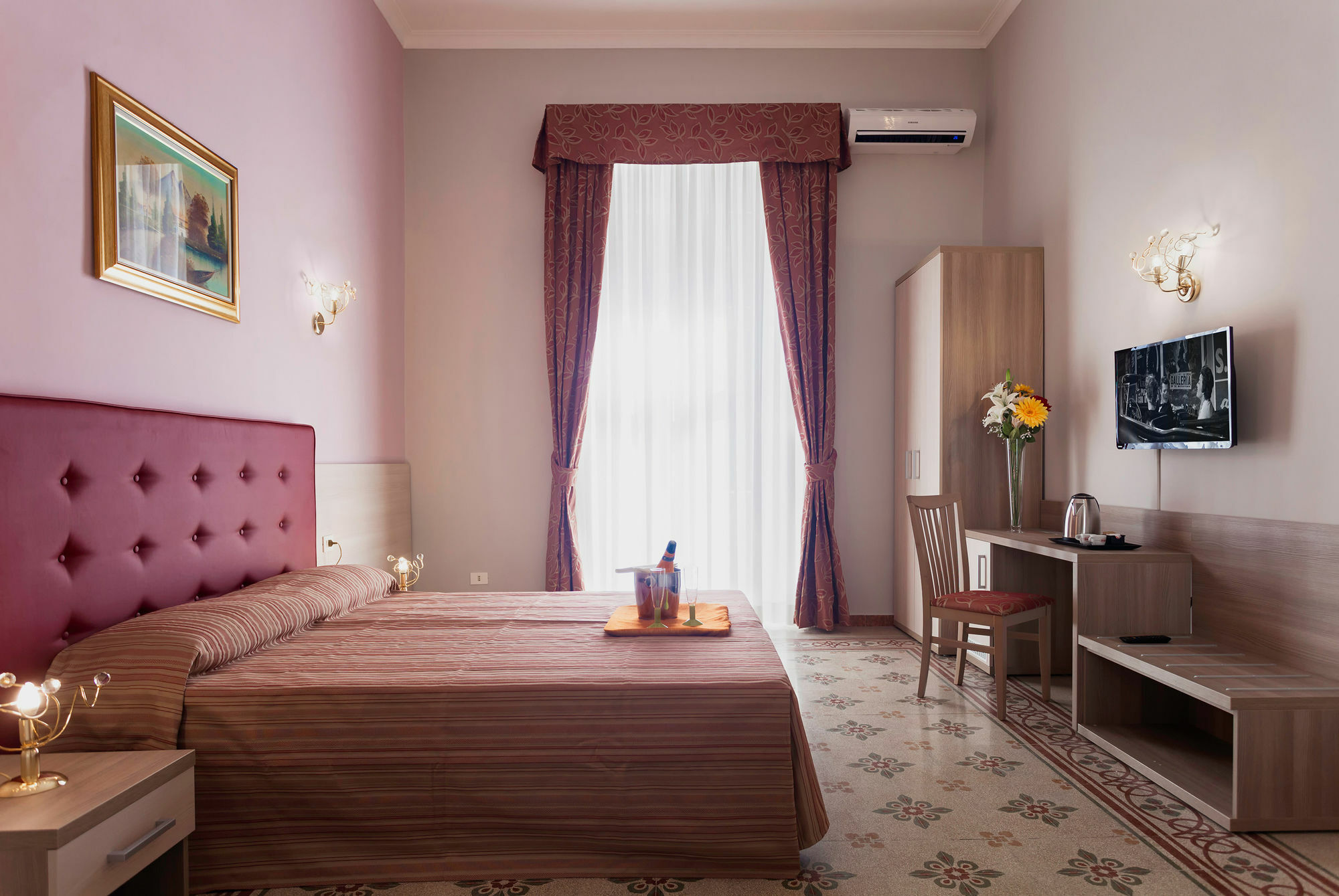 Domus Napoleone Hotel โรม ภายนอก รูปภาพ